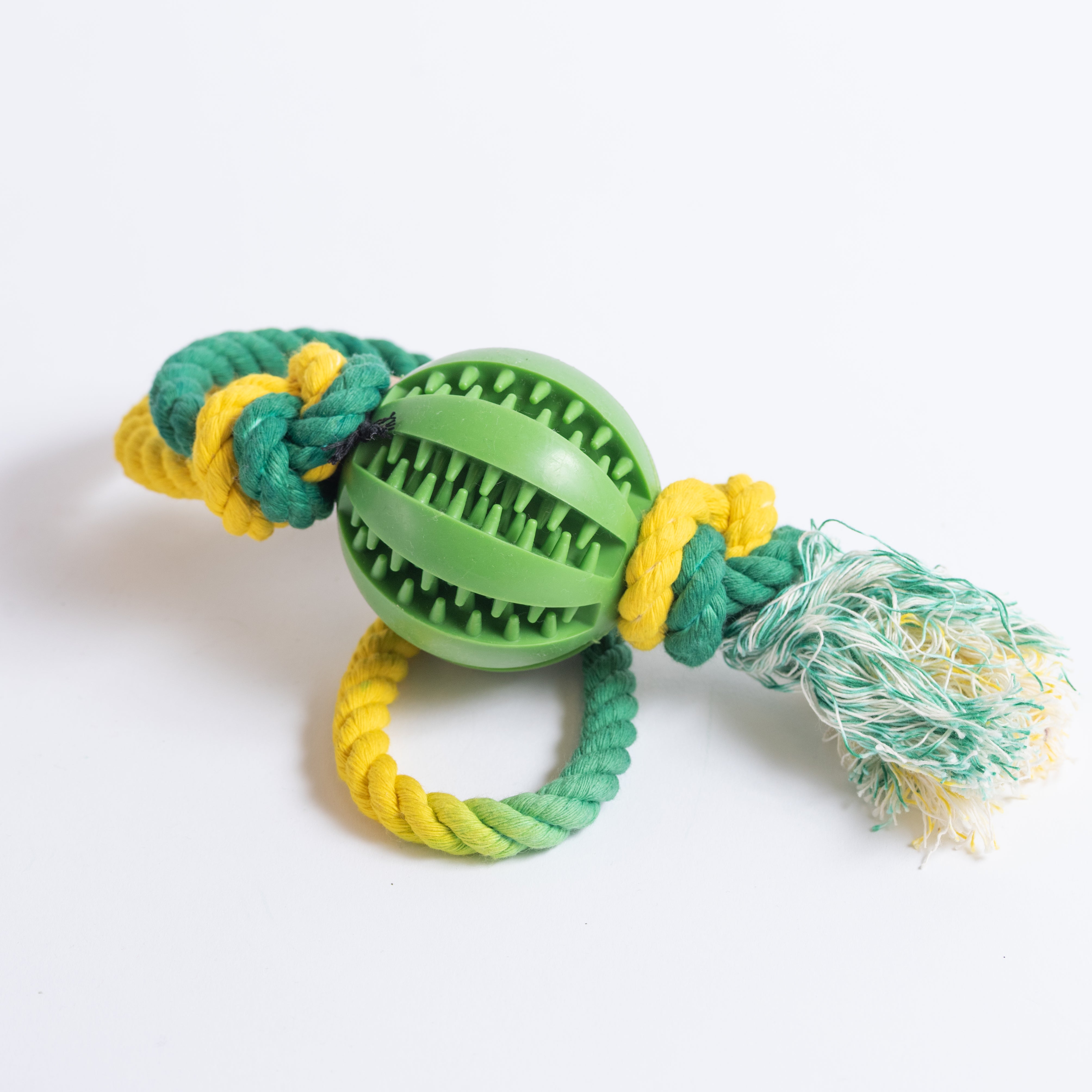 Treat Tug and Treat Throw Toy