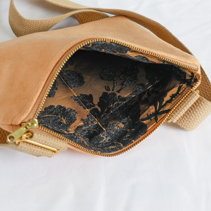 Crossbody Pouch - Patricia